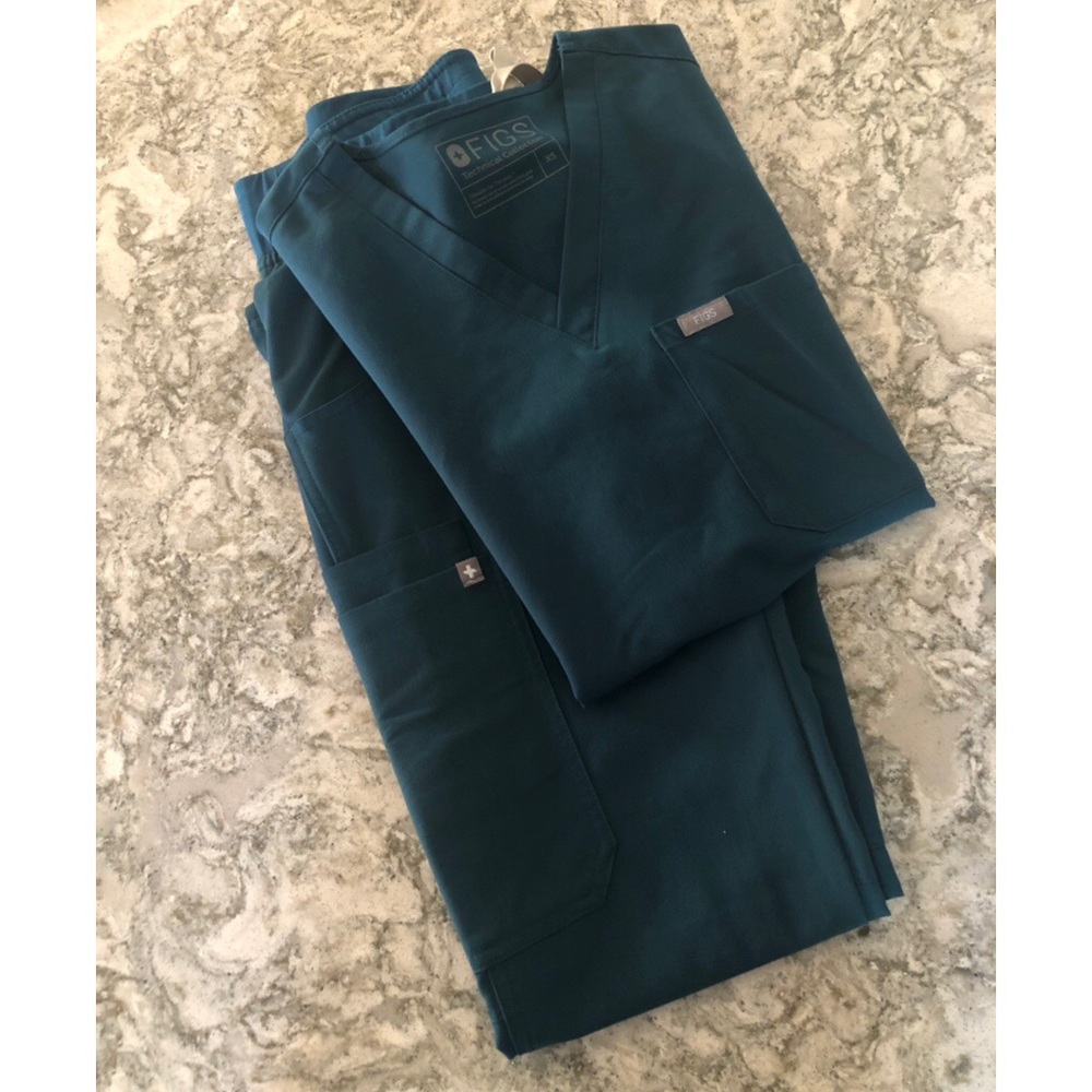 FIGS scrub set xs / xxs